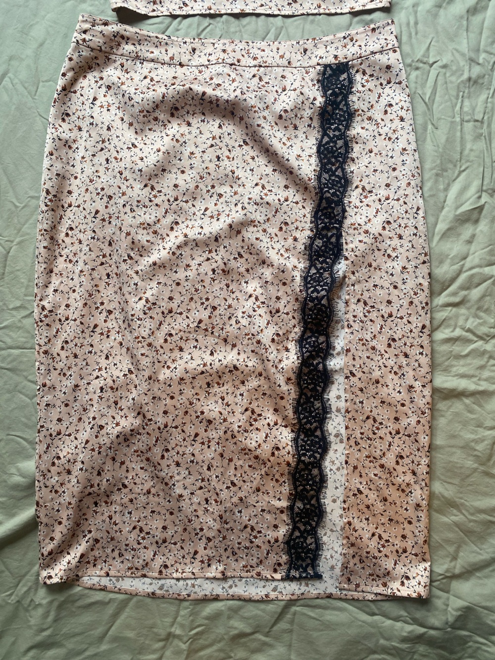 Nordstrom Leith Dusty Pink Camisole Slit Pencil Skirt Set w/ lace trim floral - Picture 3 of 9